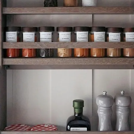 The Little * Chapel Stile