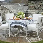 The Little Chapel Stile