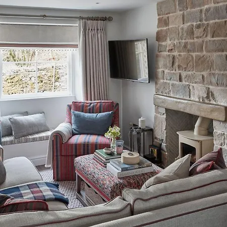 The Little * Chapel Stile