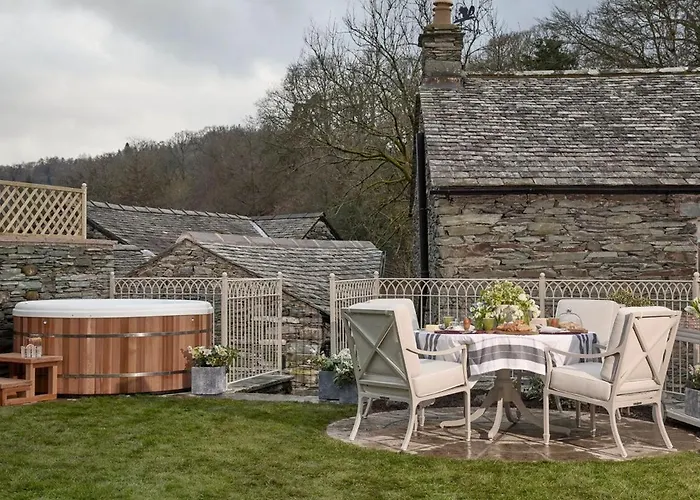 The Little Chapel Stile